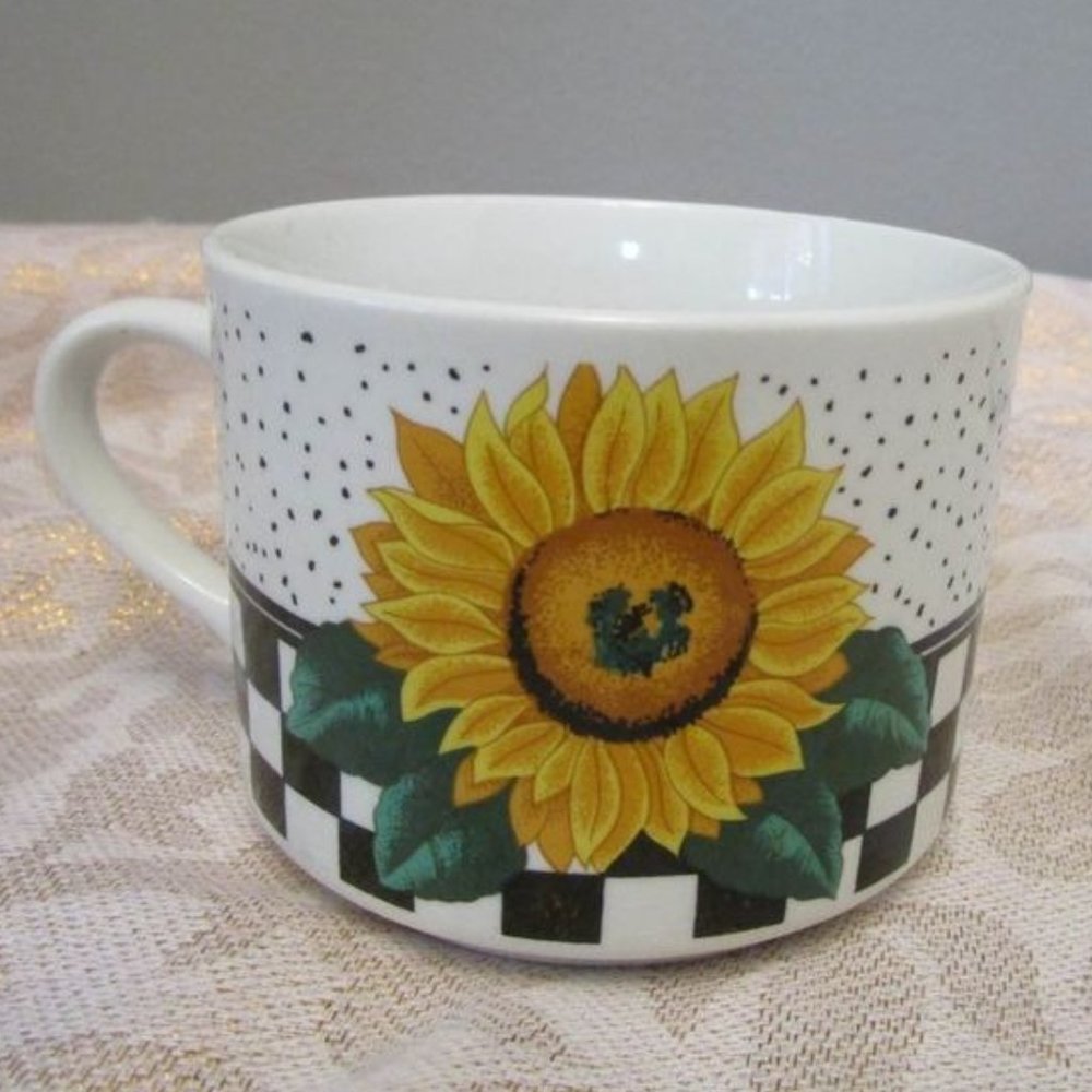 Sunflower Design Coffee Mug